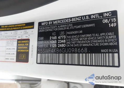 2016 Mercedes-Benz C 300 4Matic z USA, uszkodzony, nr VIN 55SWF4KB6GU098668